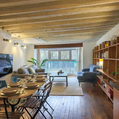 Characterful 6p Grand Boulevard Appartamento